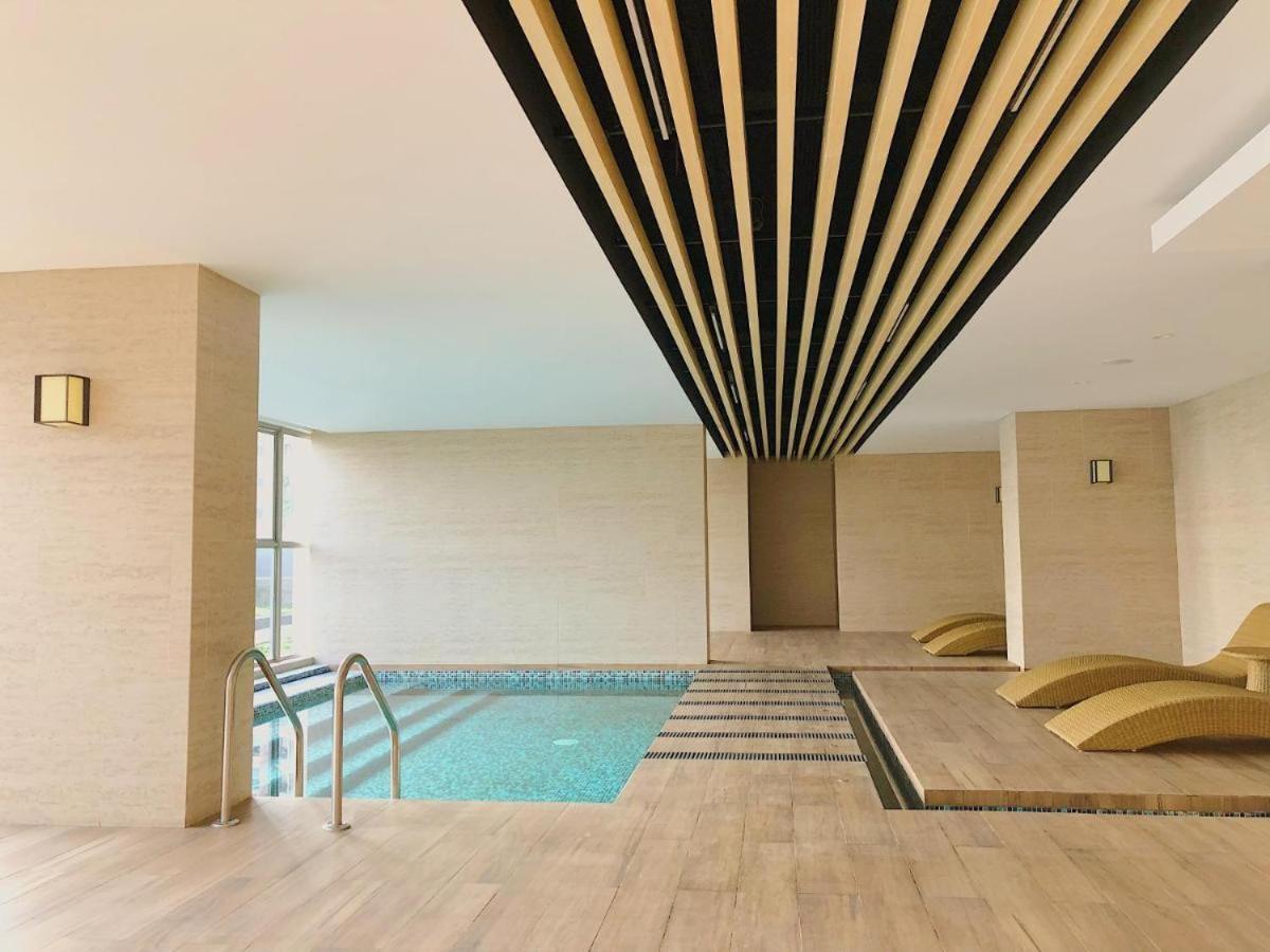 Gold Coast Apartemen Pik By Dluxx Джакарта Екстериор снимка