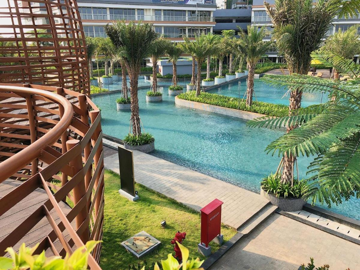 Gold Coast Apartemen Pik By Dluxx Джакарта Екстериор снимка
